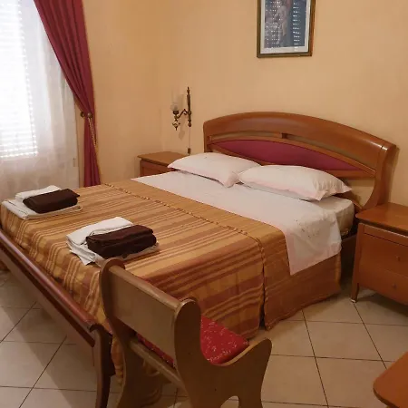 Apartment Case Vacanze Mare Monte Sant'agata Sant'Agata di Militello